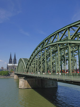 Fotos Hohenzollernbrücke am Kölner Dom