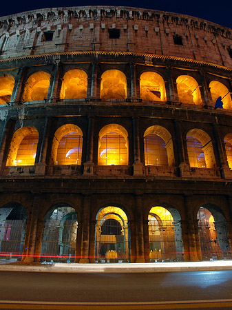 Fotos Fassade bei Nacht | Rom