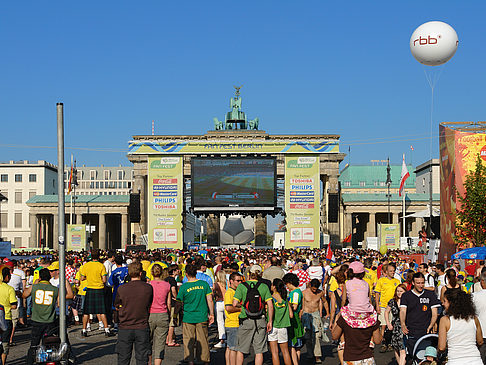 Brandenburger Tor und Fernsehturm Fotos