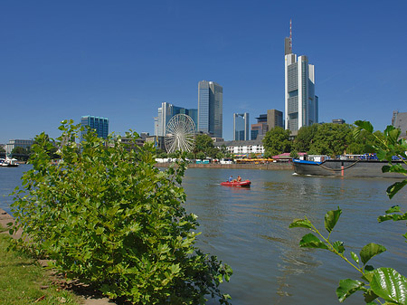 Fotos Skyline von Frankfurt mit Riesenrad | Frankfurt am Main