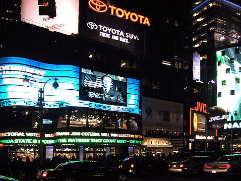 Times Square bei Nacht
